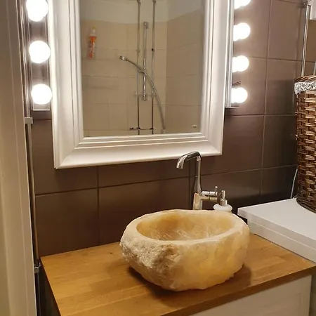 Tina's Apartman